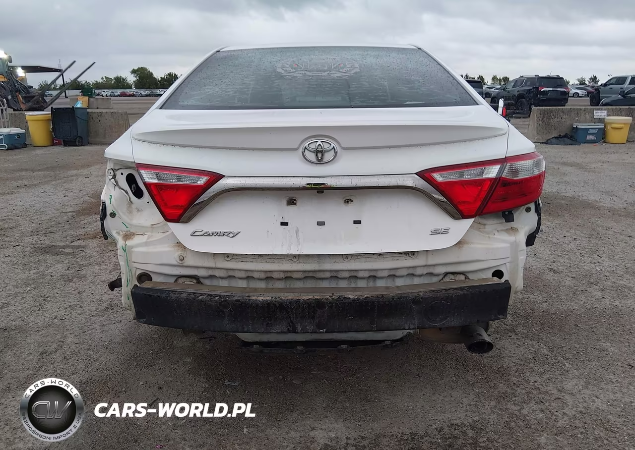 2017 Toyota Camry Se VIN:4T1BF1FK2HU323410 - 6
