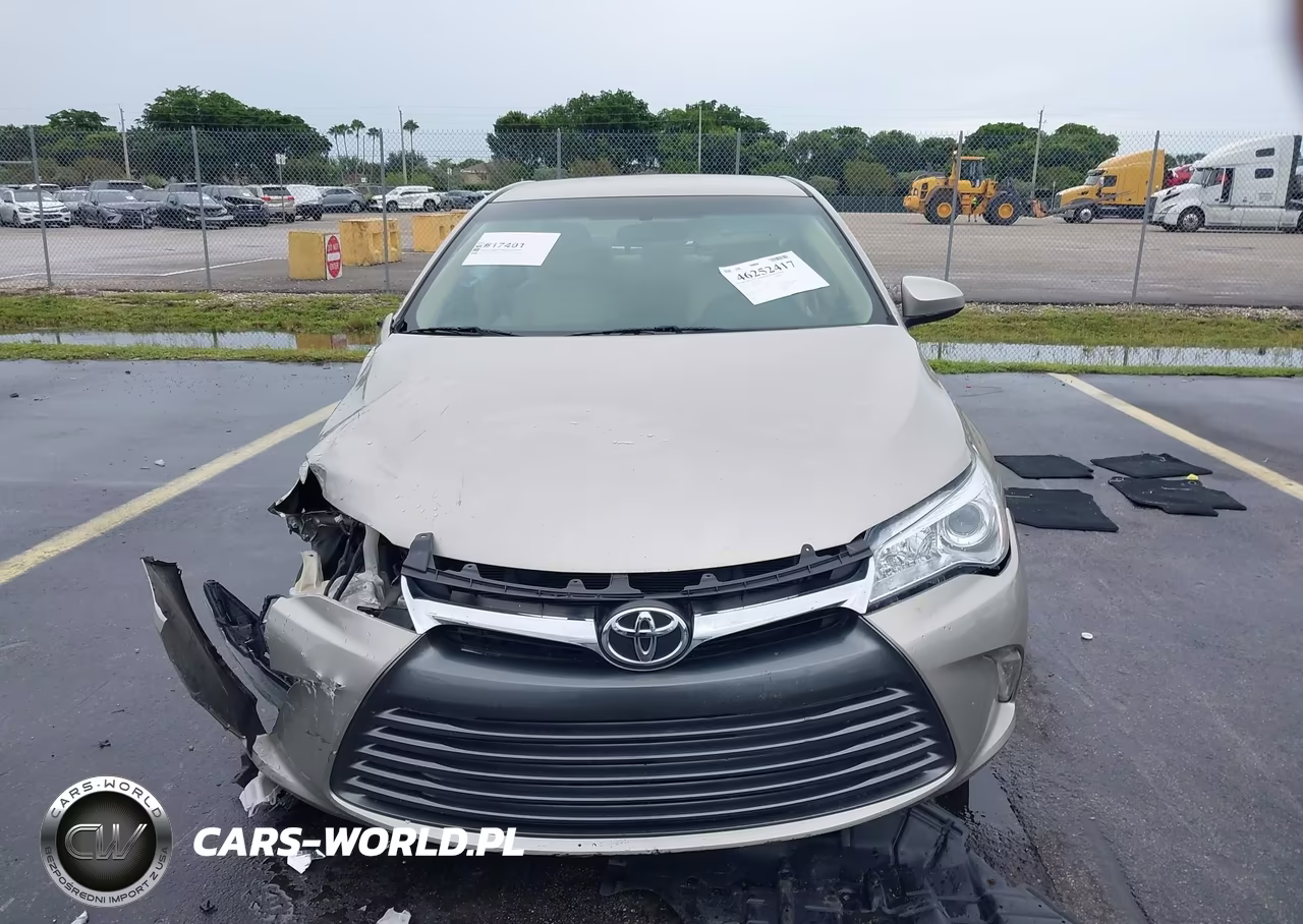 2015 Toyota Camry Xle VIN:4T4BF1FK9FR486302 - 12