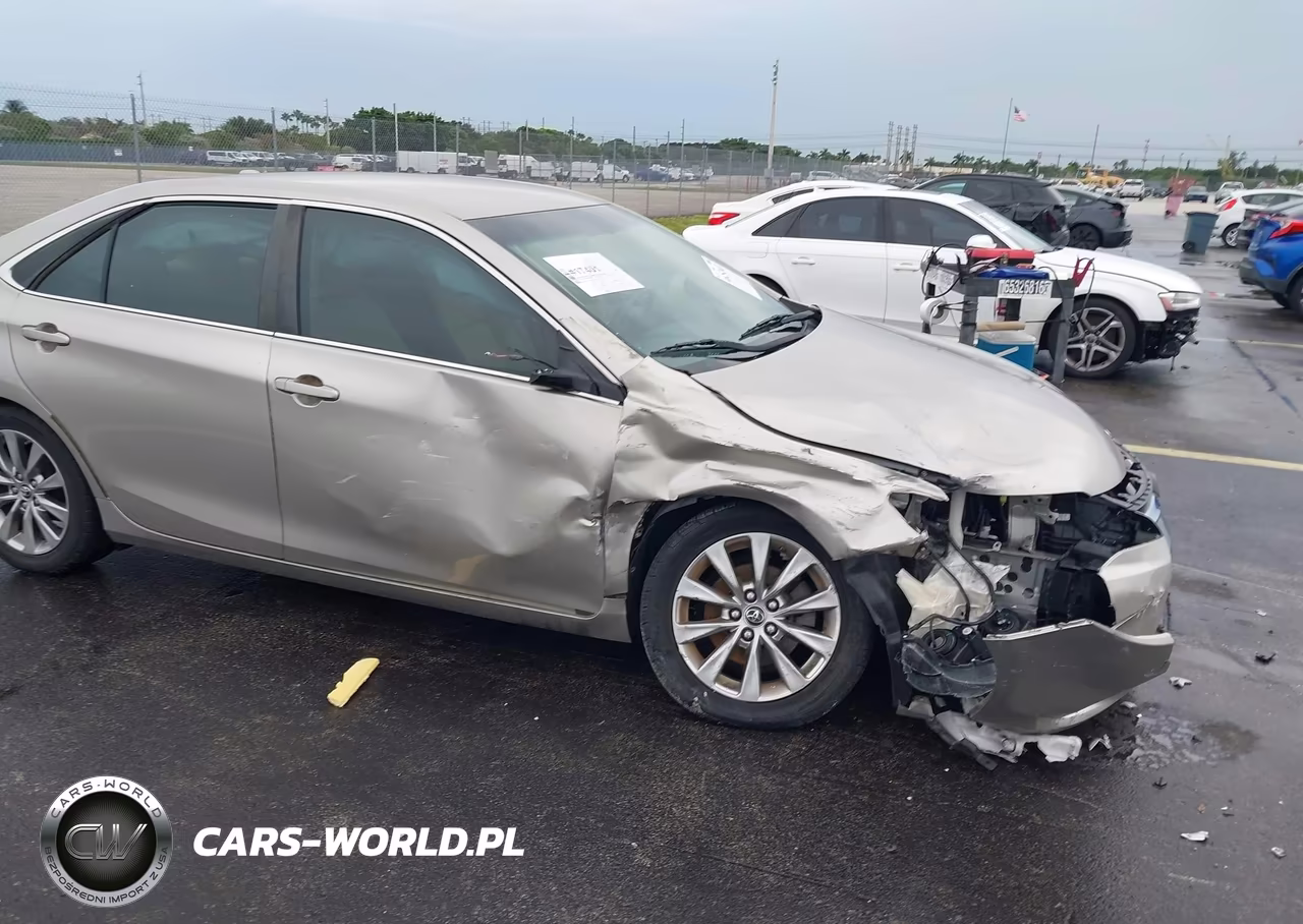 2015 Toyota Camry Xle VIN:4T4BF1FK9FR486302 - 6
