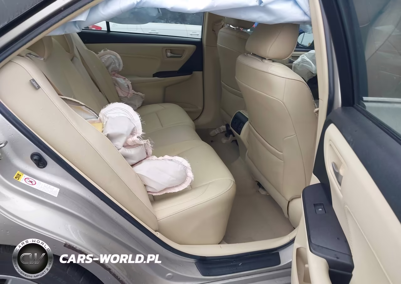 2015 Toyota Camry Xle VIN:4T4BF1FK9FR486302 - 8