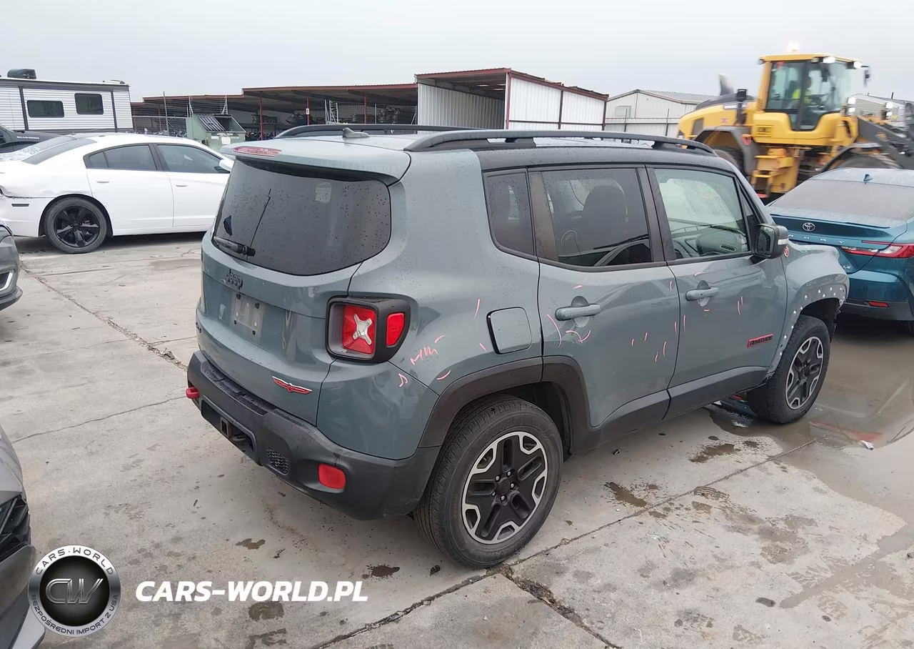 2016 Jeep Renegade Trailhawk VIN:ZACCJBCT5GPD76855 - 4
