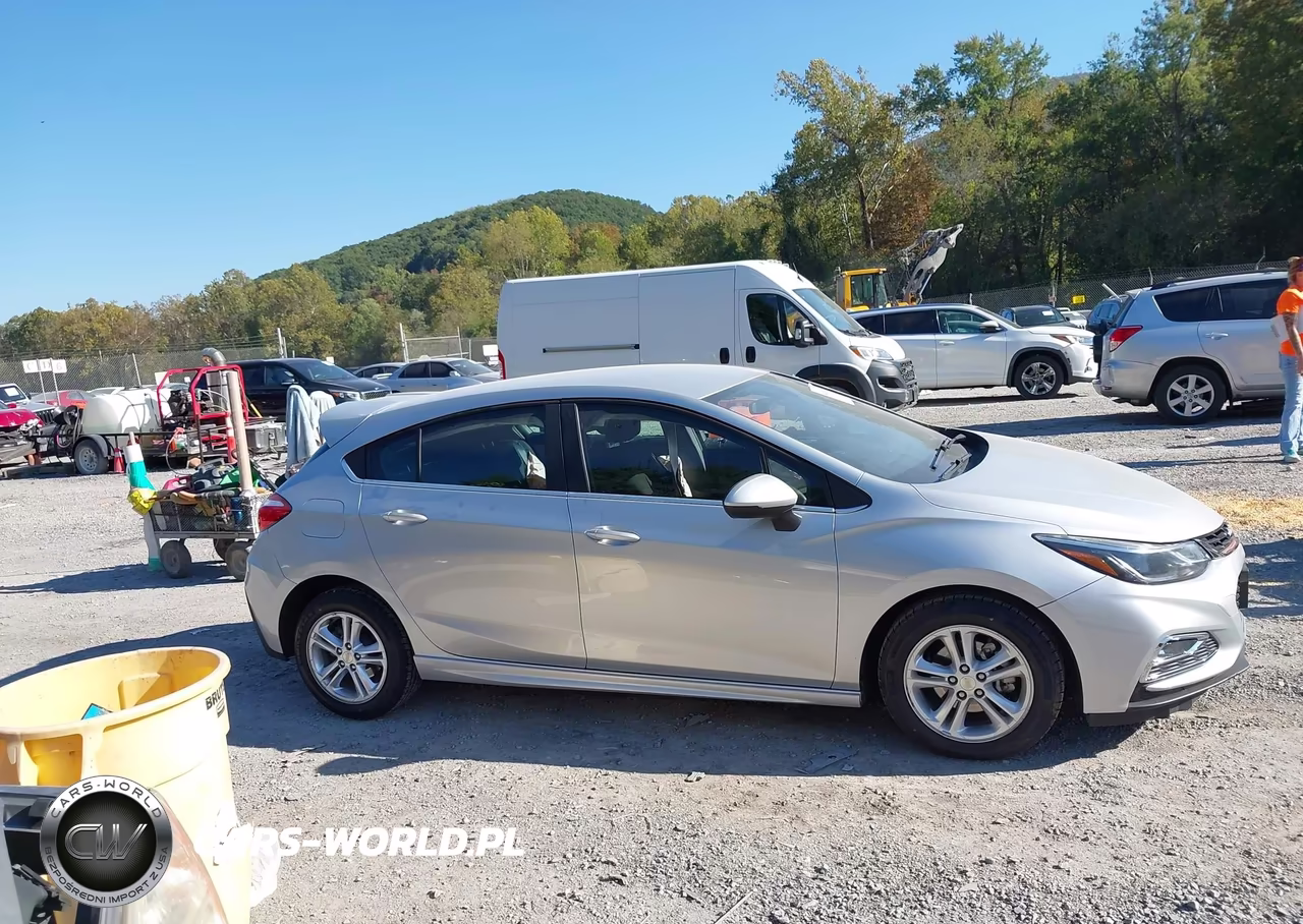 2018 Chevrolet Cruze Lt Auto VIN:3G1BE6SM5JS550357 - 13