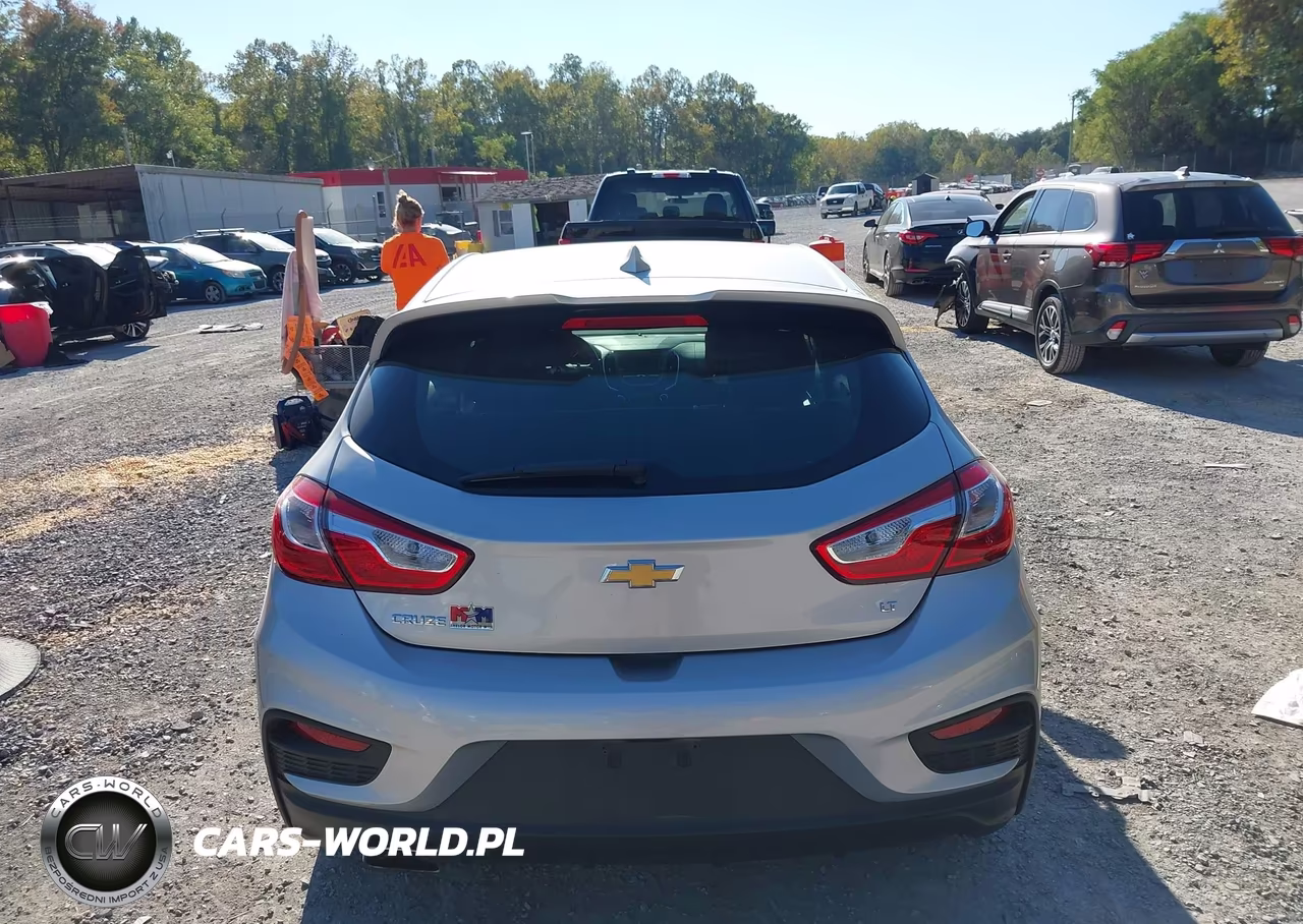 2018 Chevrolet Cruze Lt Auto VIN:3G1BE6SM5JS550357 - 16