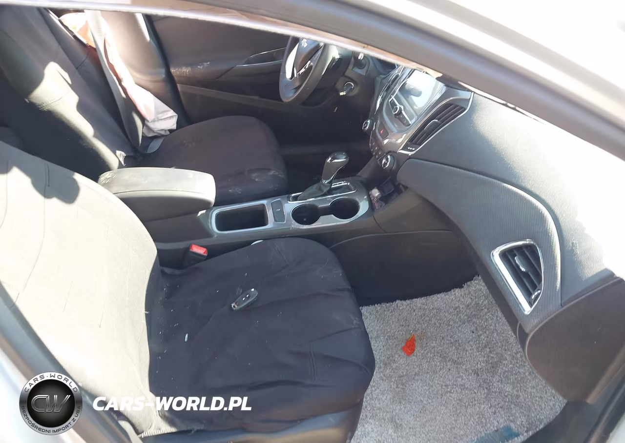 2018 Chevrolet Cruze Lt Auto VIN:3G1BE6SM5JS550357 - 5