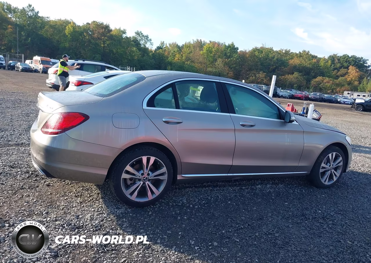 2020 Mercedes-Benz C 300 4Matic VIN:WDDWF8EB4LR525912 - 13
