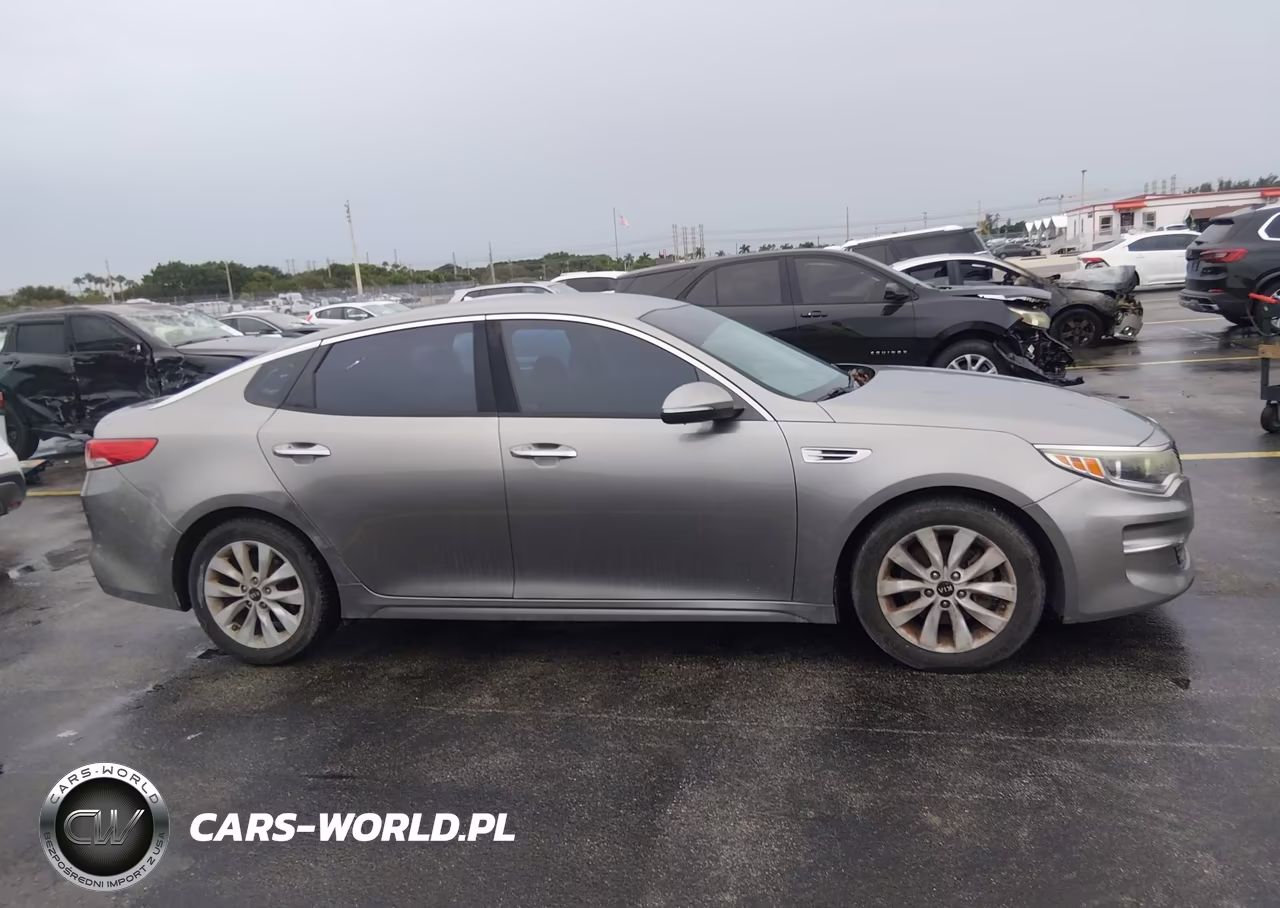 2016 Kia Optima Ex VIN:5XXGU4L30GG042855 - 13