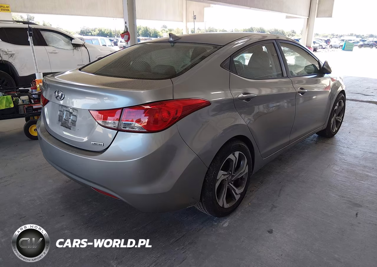 2013 Hyundai Elantra Limited VIN:KMHDH4AE7DU605672 - 4