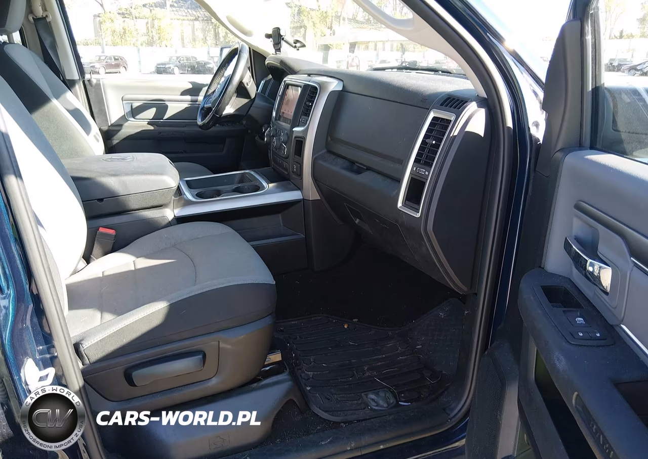 2023 Ram 1500 Classic Slt 4X4 6'4 Box VIN:1C6RR7TTXPS538495 - 5