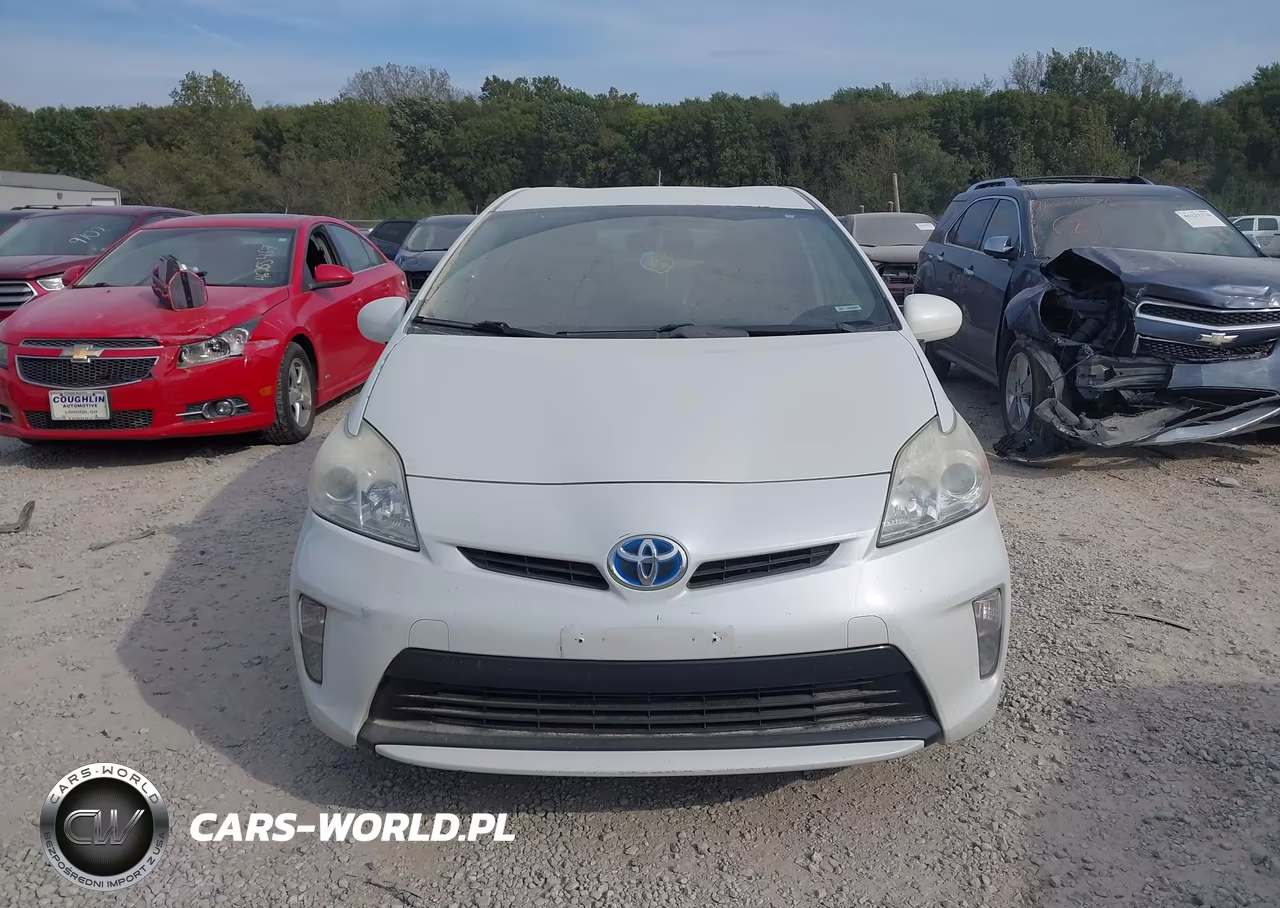 2015 Toyota Prius Two VIN:JTDKN3DU4F1928552 - 13