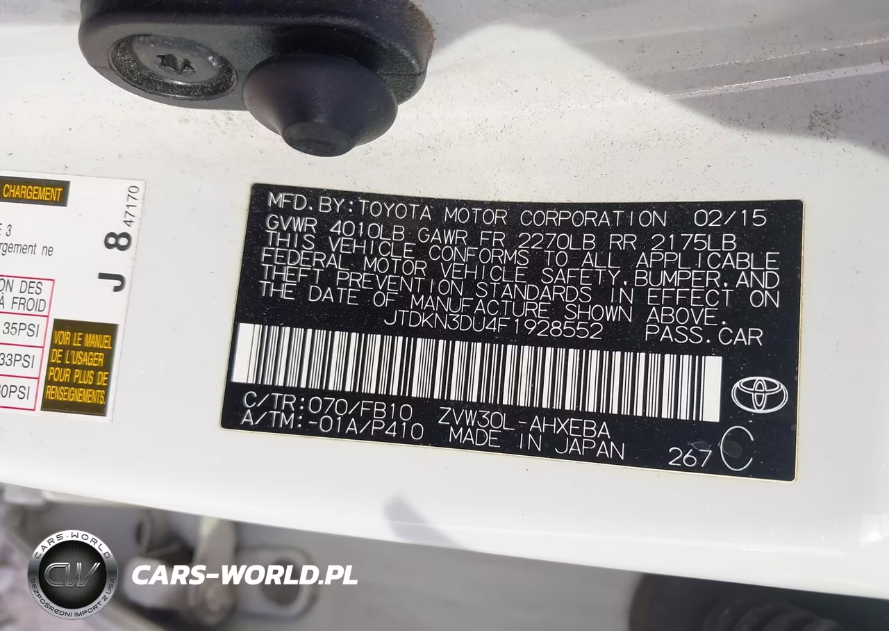 2015 Toyota Prius Two VIN:JTDKN3DU4F1928552 - 9
