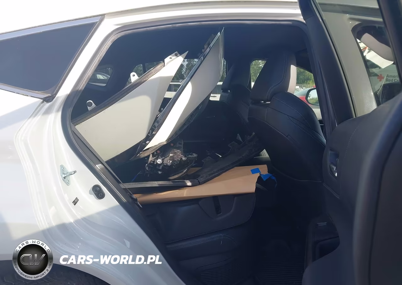 2021 Toyota Venza Limited VIN:JTEAAAAH8MJ003168 - 8
