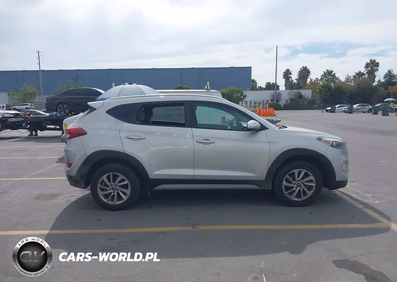 2018 Hyundai Tucson Sel VIN:KM8J33A42JU653479 - 13
