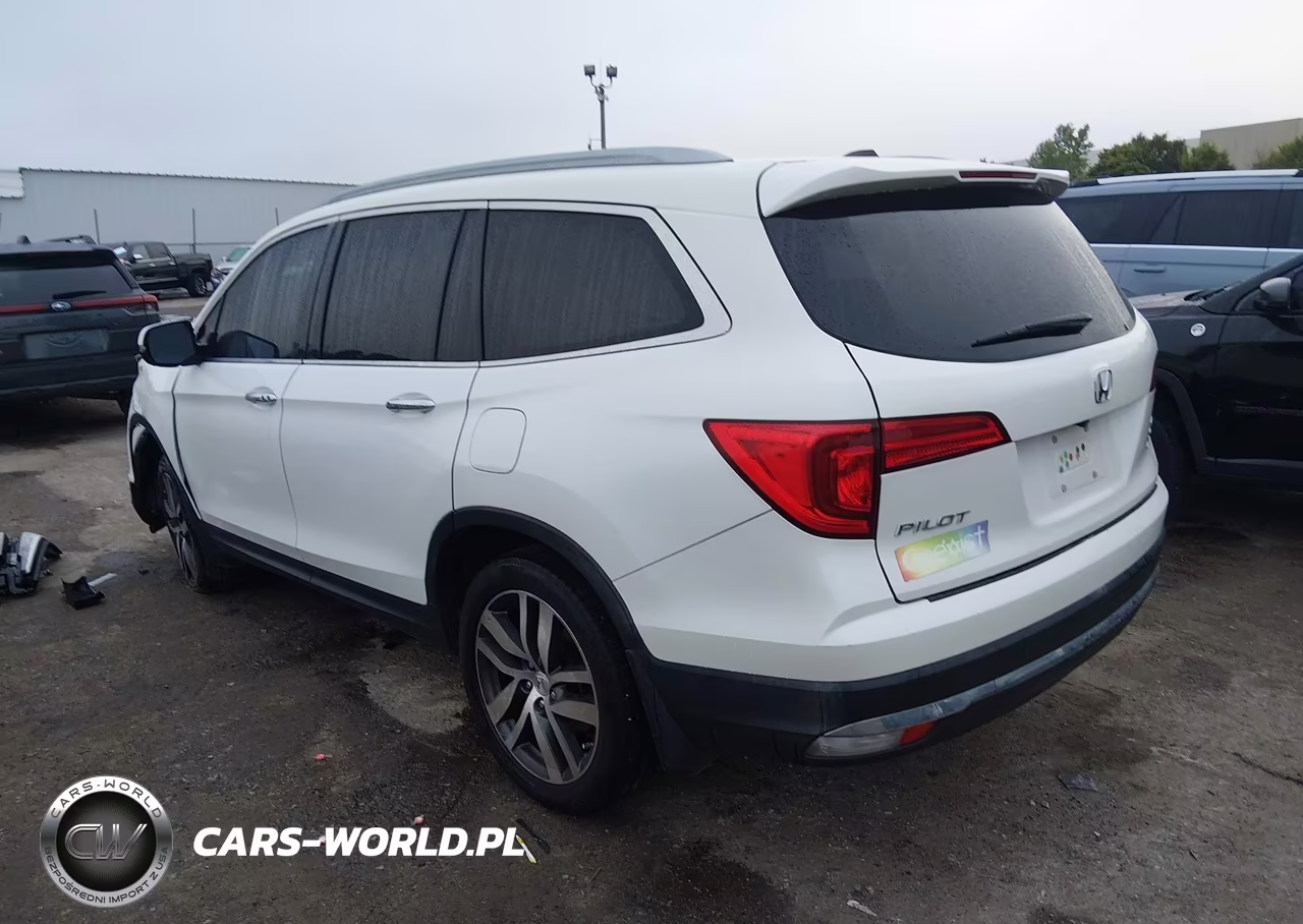 2016 Honda Pilot Touring VIN:5FNYF5H9XGB022794 - 3