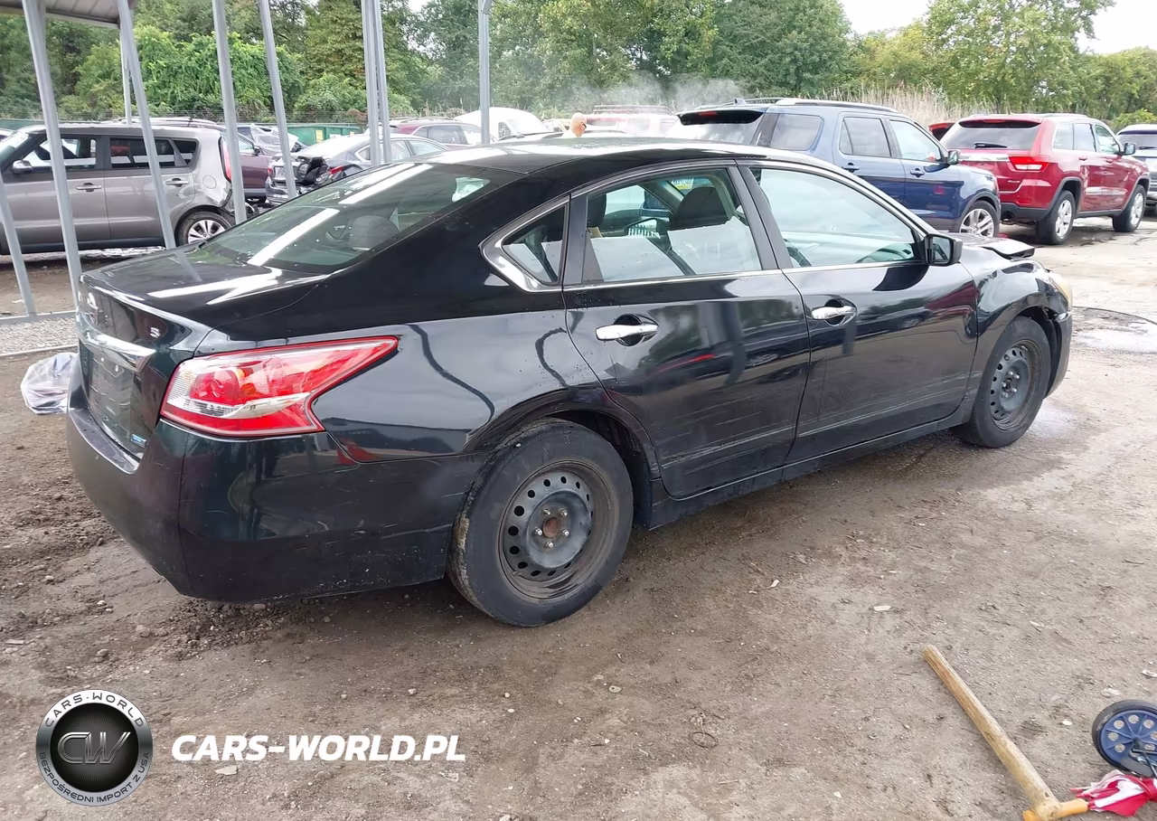 2013 Nissan Altima 2.5 S VIN:1N4AL3AP7DC175459 - 4