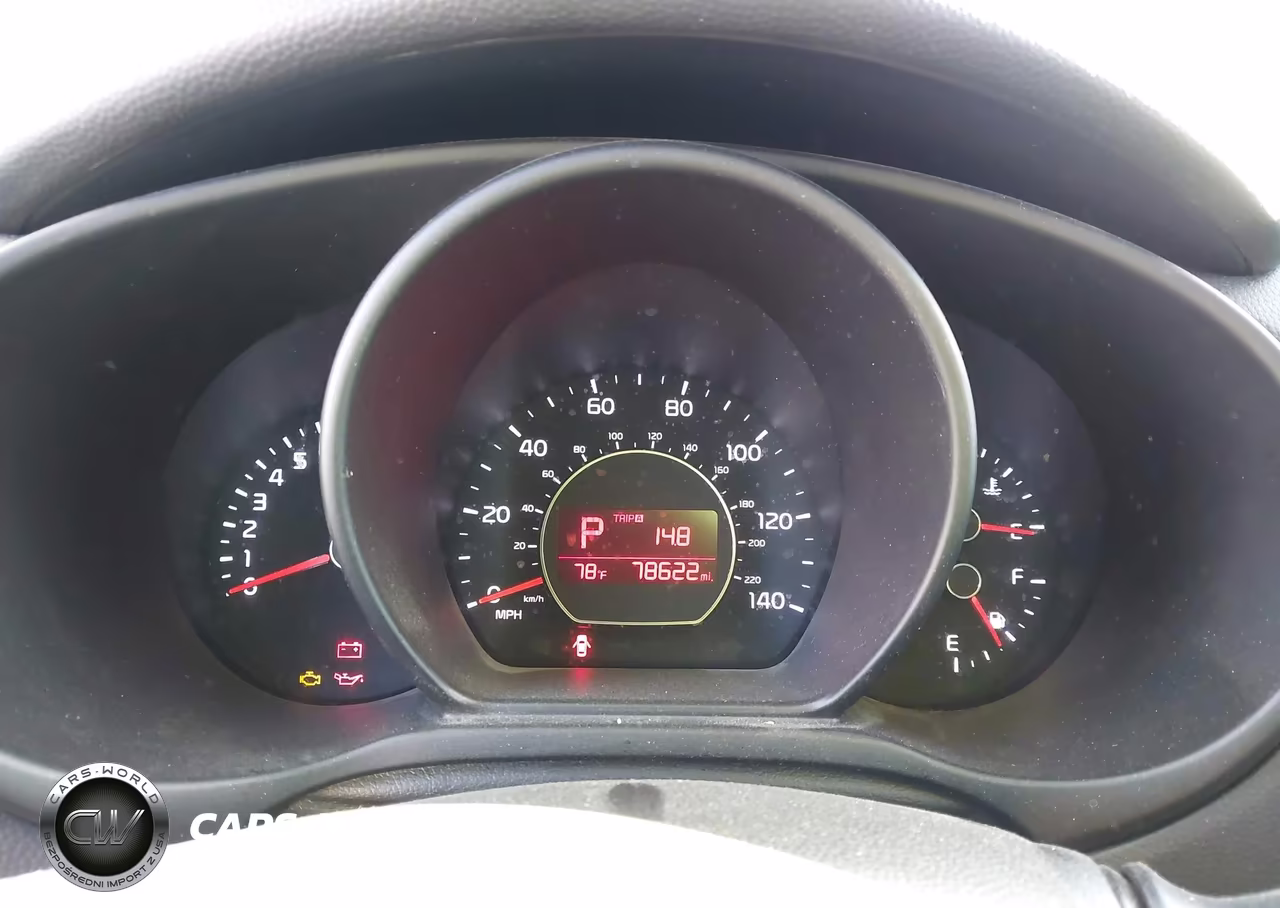 2017 Kia Soul + VIN:KNDJP3A59H7503850 - 7