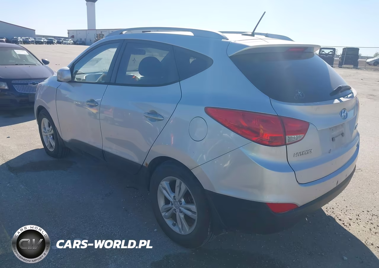 2011 Hyundai Tucson Gls VIN:KM8JUCAC7BU136264 - 3