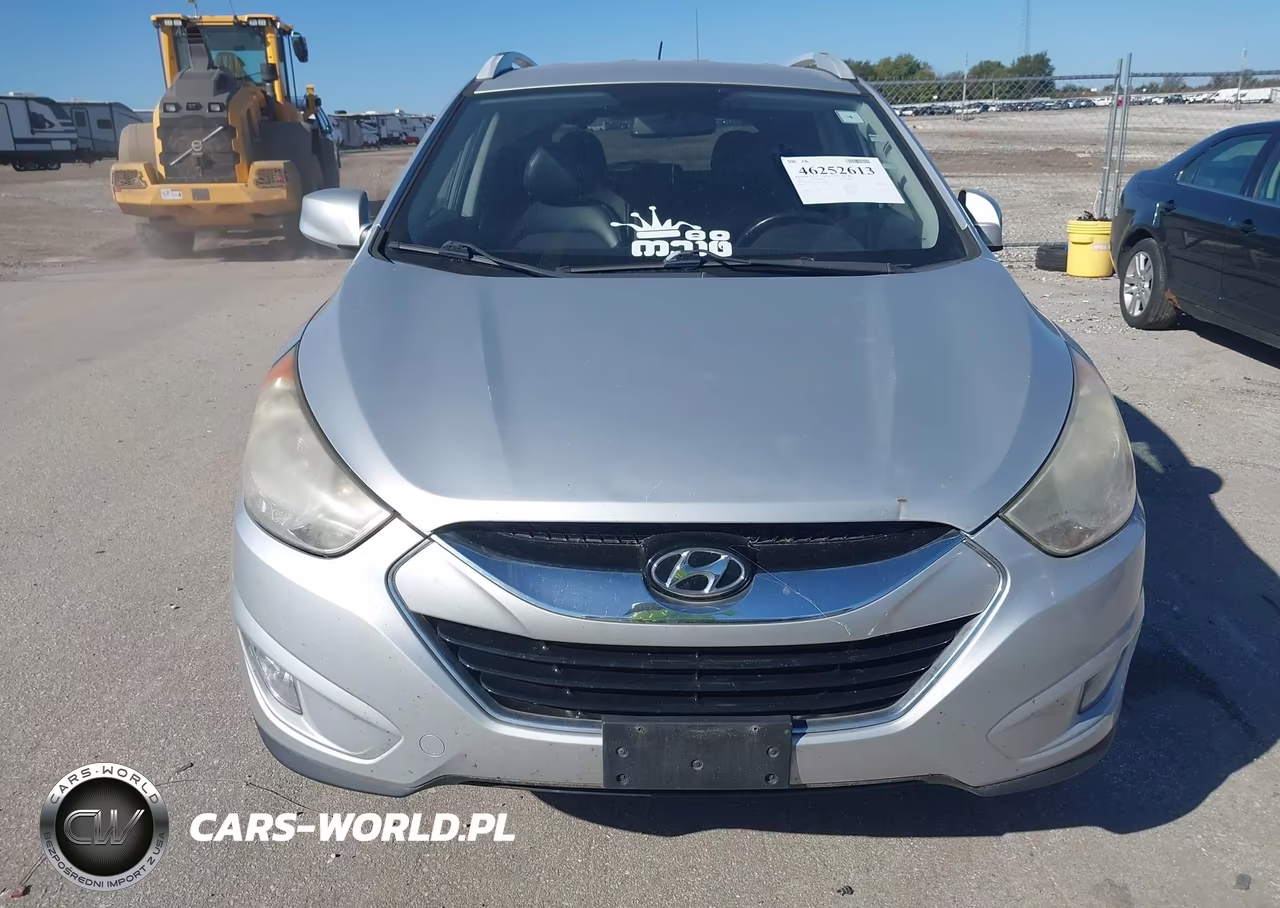 2011 Hyundai Tucson Gls VIN:KM8JUCAC7BU136264 - 6