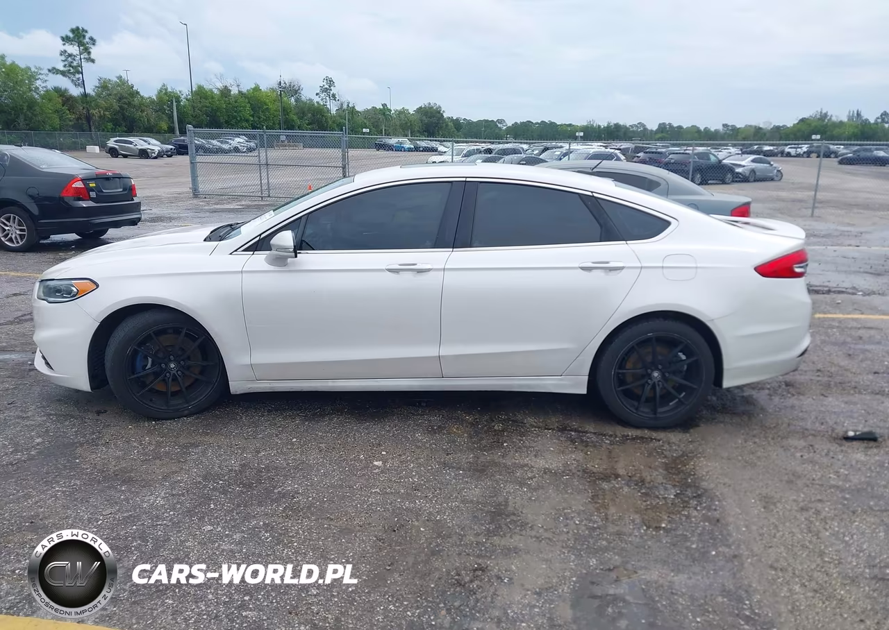 2017 Ford Fusion Sport VIN:3FA6P0VP1HR372086 - 14