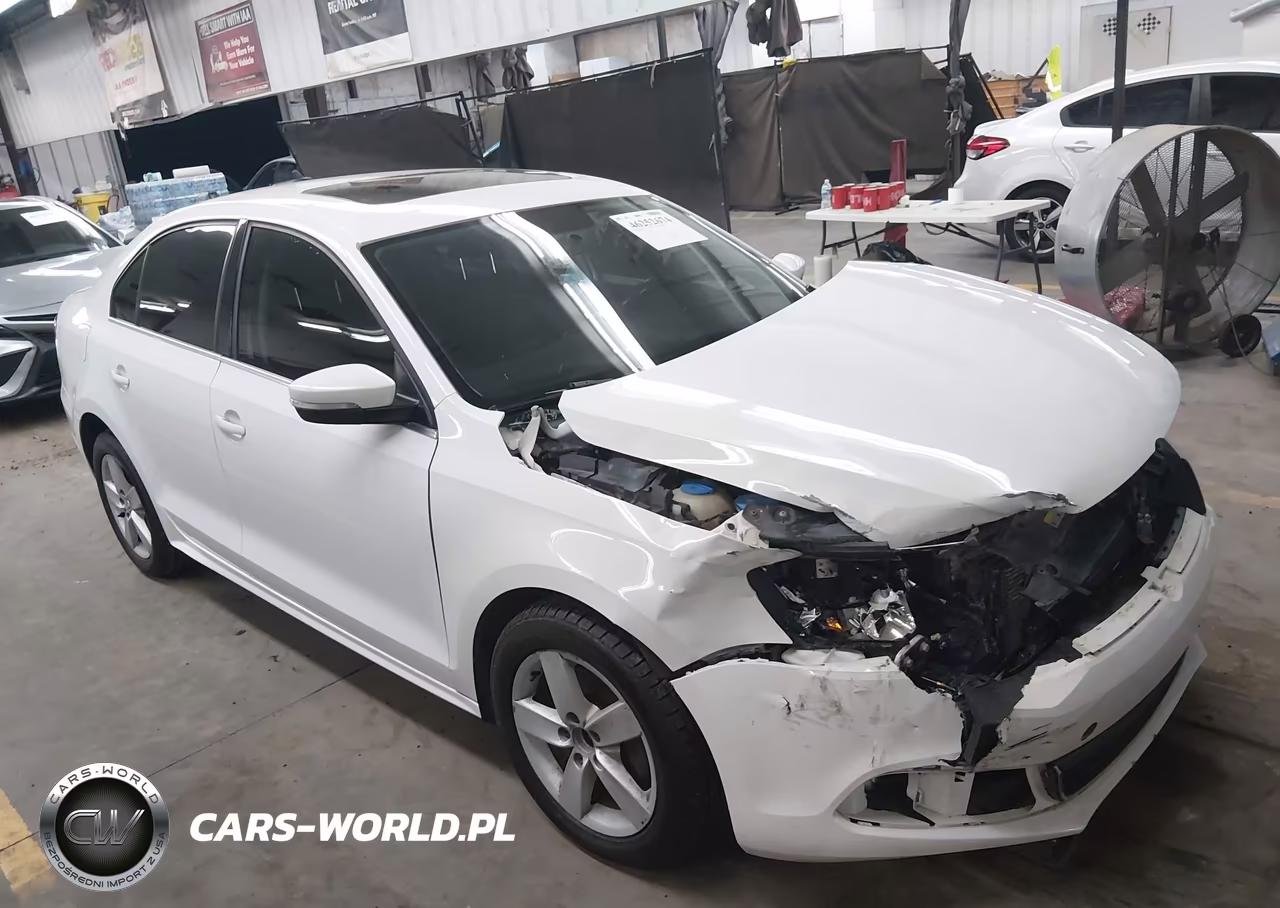 2013 Volkswagen Jetta 2.0L Tdi VIN:3VWLL7AJ0DM258443 - 1