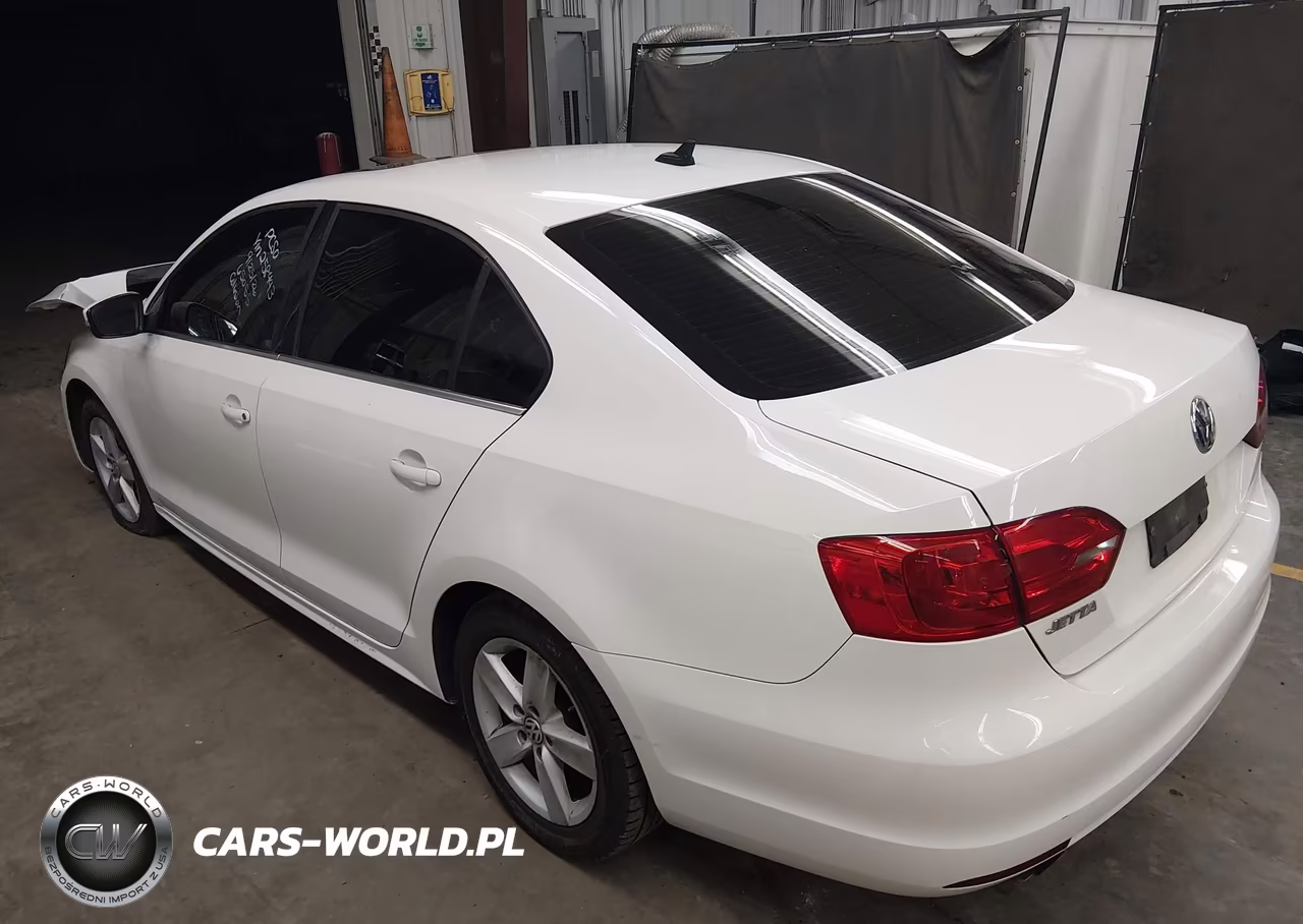 2013 Volkswagen Jetta 2.0L Tdi VIN:3VWLL7AJ0DM258443 - 3