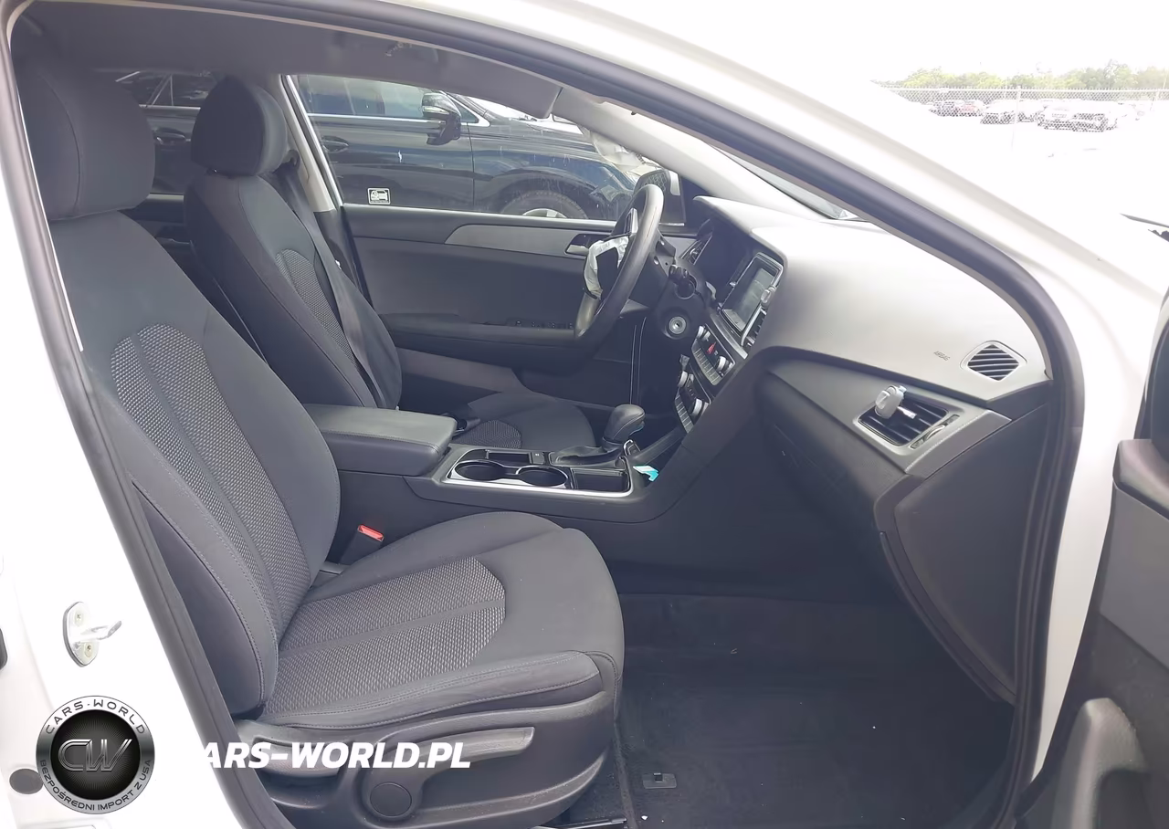 2019 Hyundai Sonata Se VIN:5NPE24AF6KH814850 - 5