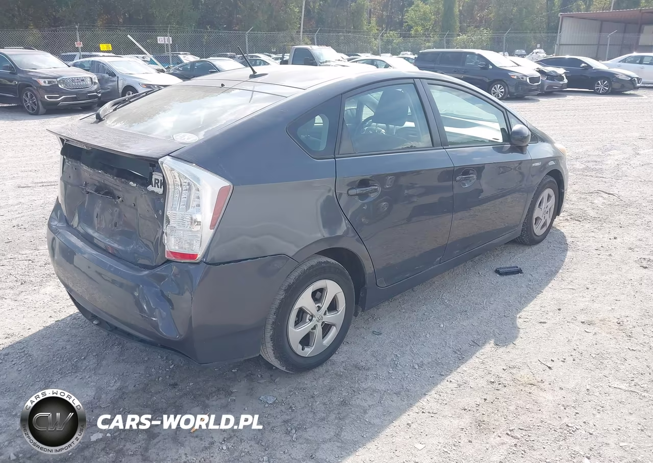 2011 Toyota Prius Two VIN:JTDKN3DU2B1449136 - 4