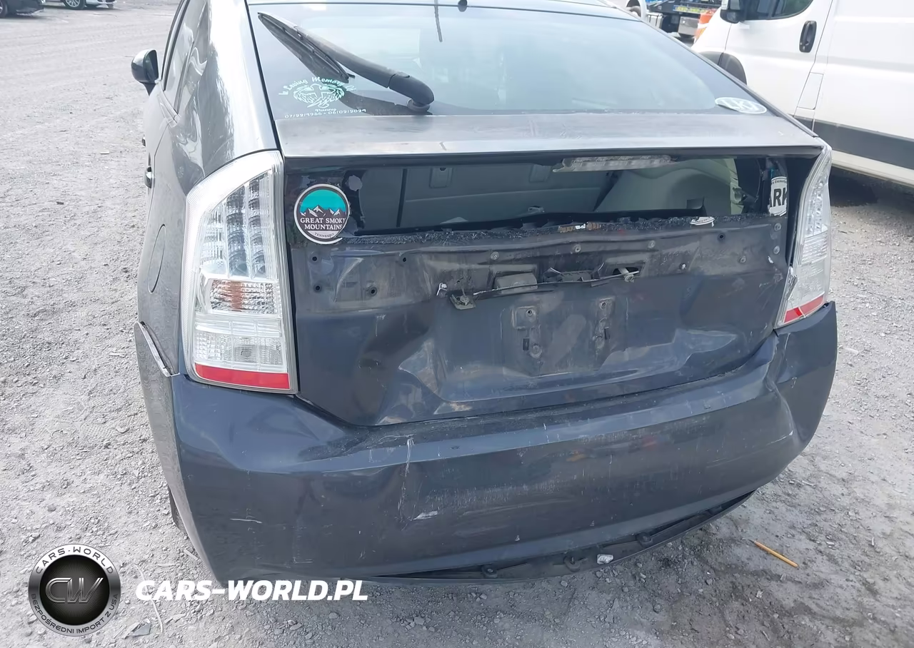 2011 Toyota Prius Two VIN:JTDKN3DU2B1449136 - 6