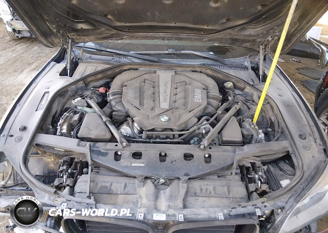 2015 BMW 750Li VIN:WBAYE8C56FD781518 - 10