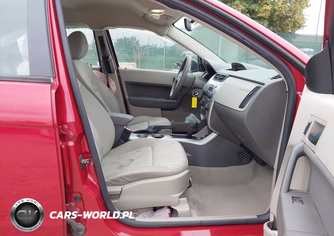 2010 Ford Focus Se VIN:1FAHP3FN8AW234765 - 5