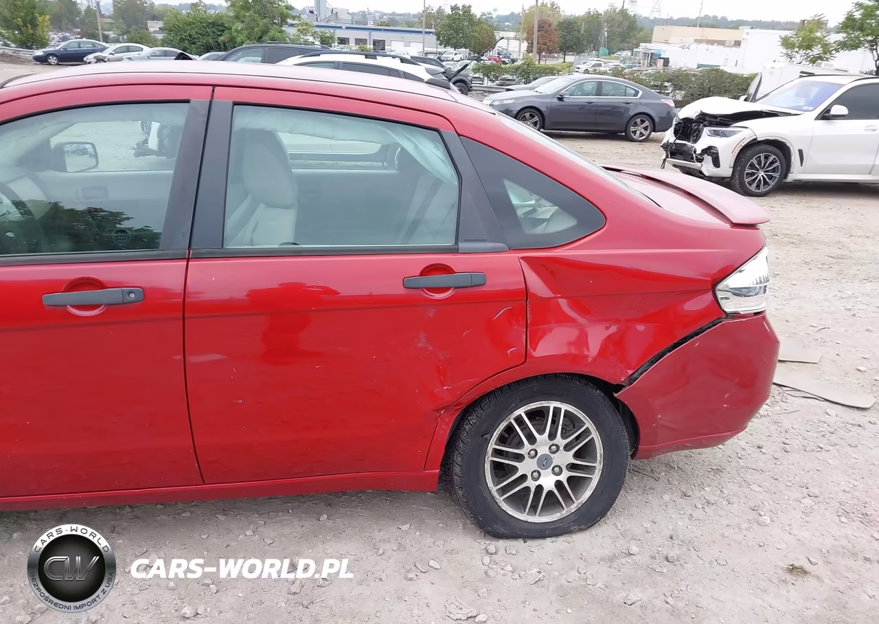 2010 Ford Focus Se VIN:1FAHP3FN8AW234765 - 6