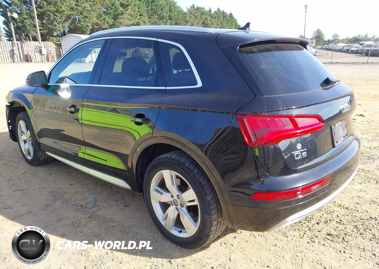 2018 Audi Q5 2.0T Premium-2.0T Tech Premium VIN:WA1BNAFY1J2004586 - 3
