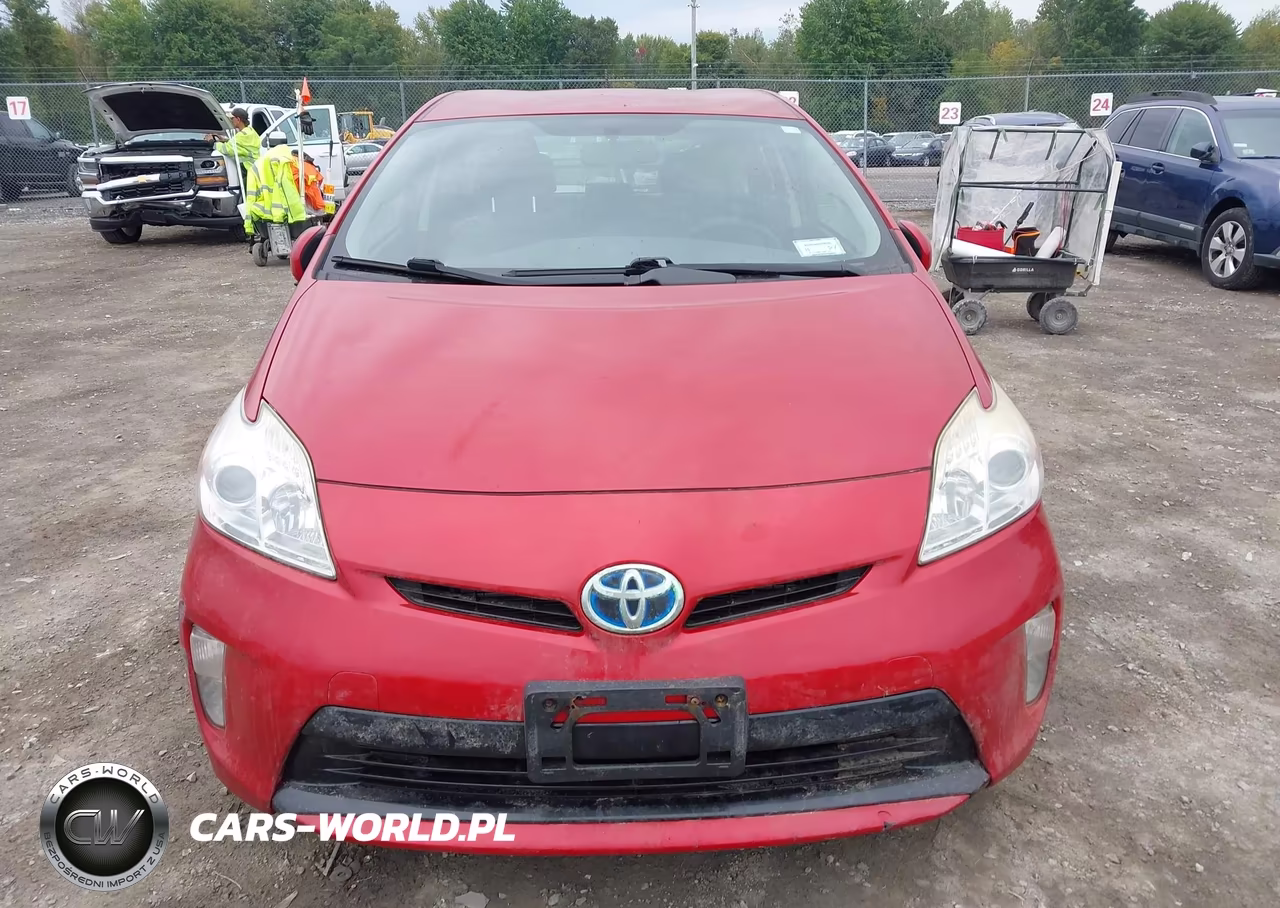 2013 Toyota Prius Two VIN:JTDKN3DU7D5632107 - 12