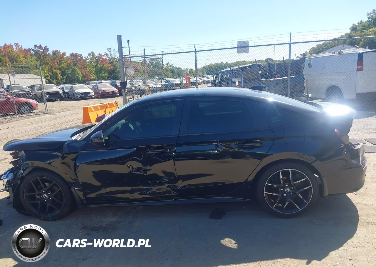 2025 Honda Civic Sport VIN:2HGFE2F56SH501761 - 13