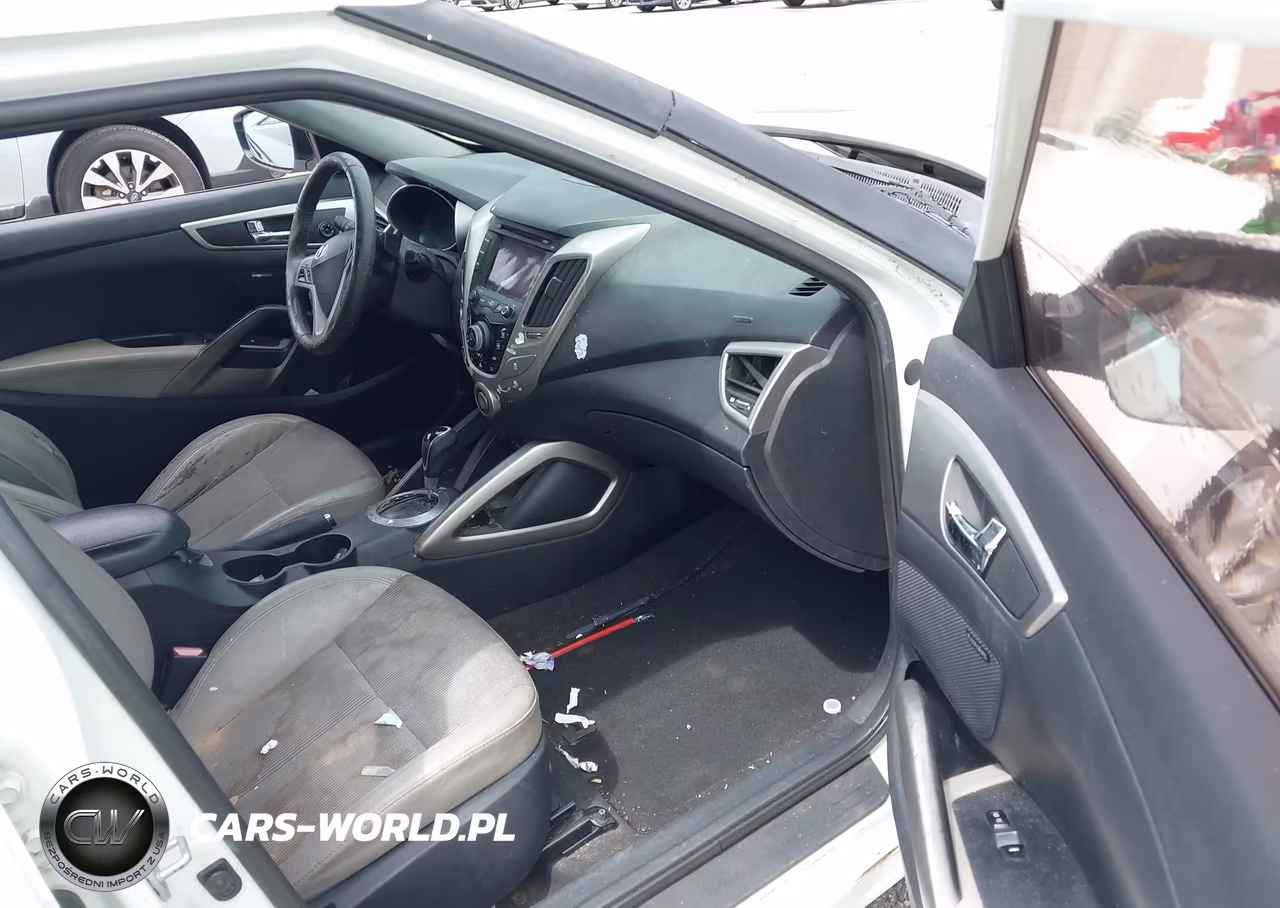 2013 Hyundai Veloster Base W-Gray VIN:KMHTC6AD2DU107490 - 5