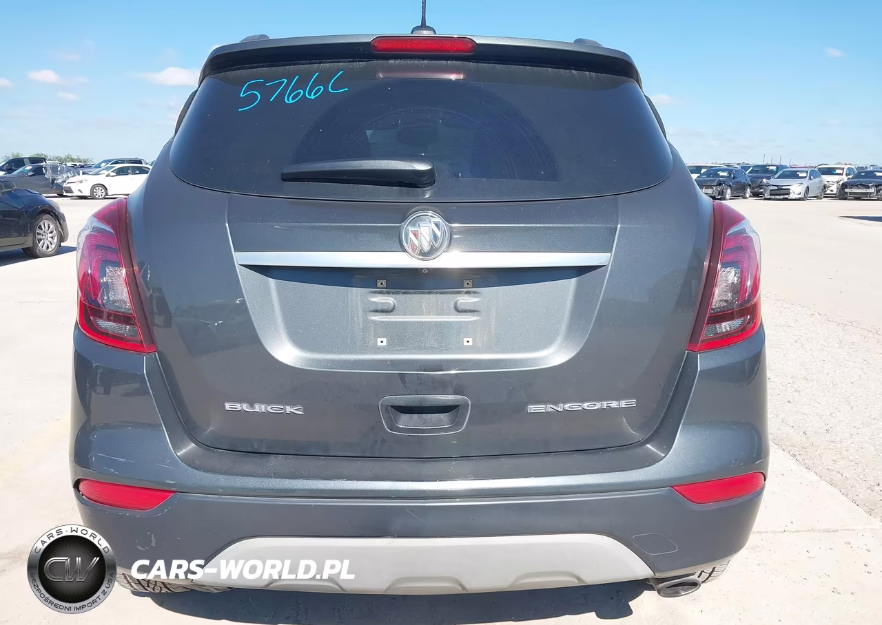 2018 Buick Encore Essence VIN:KL4CJCSBXJB535637 - 17