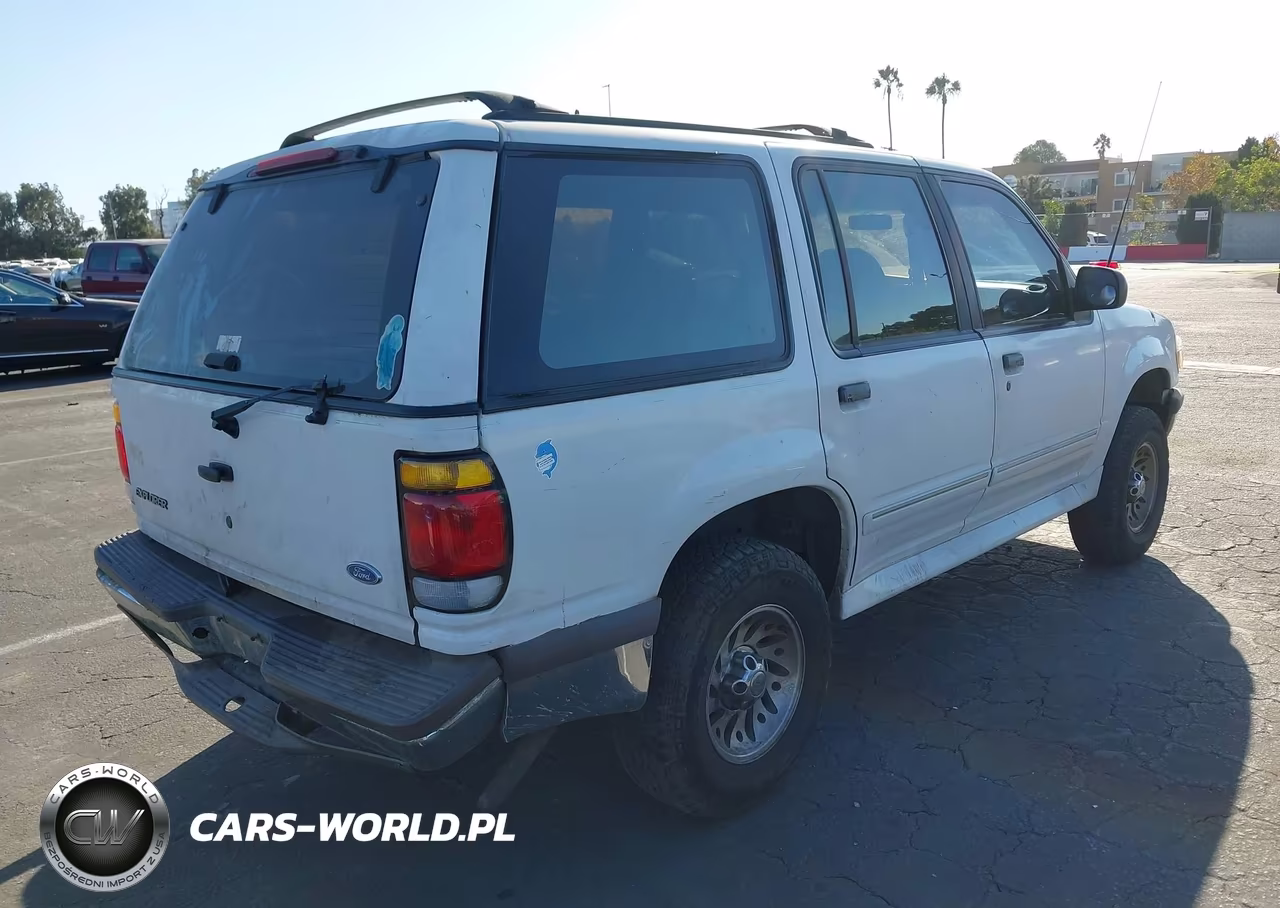 1997 Ford Explorer Eddie Bauer-Limited-Xl-Xlt VIN:1FMDU32X3VUB33218 - 4