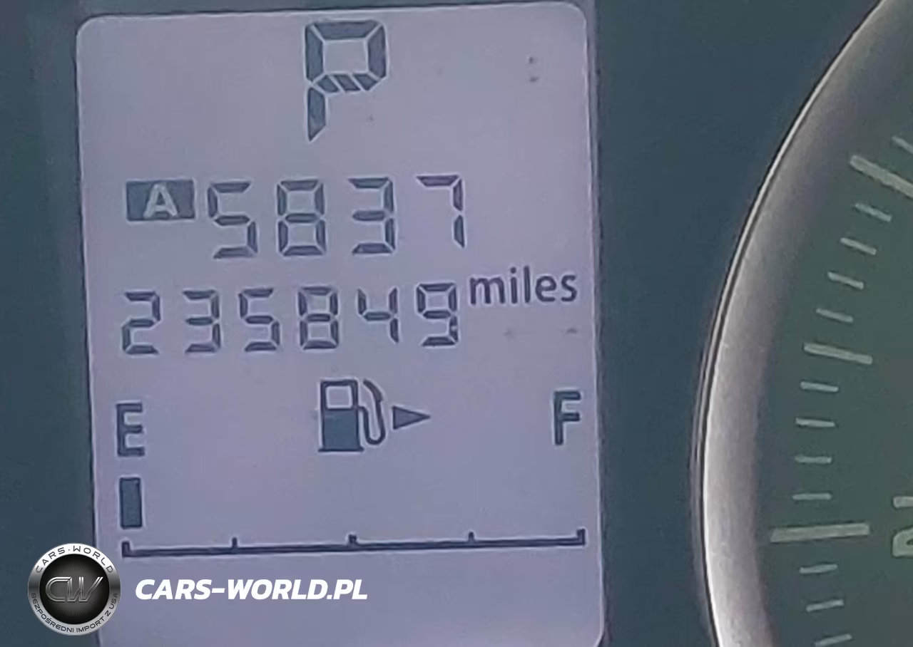 2015 Subaru Forester 2.5I Premium VIN:JF2SJADC3FH820018 - 16