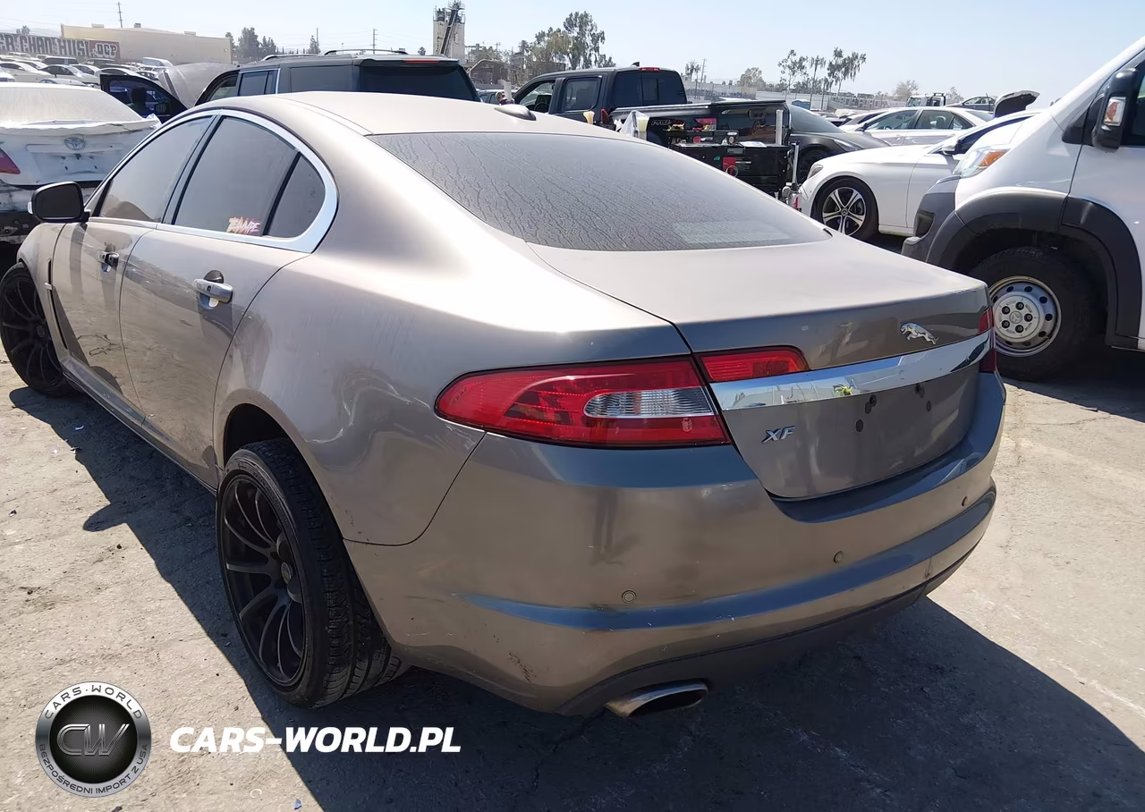 2009 Jaguar Xf Premium Luxury VIN:SAJWA06B19HR10434 - 3