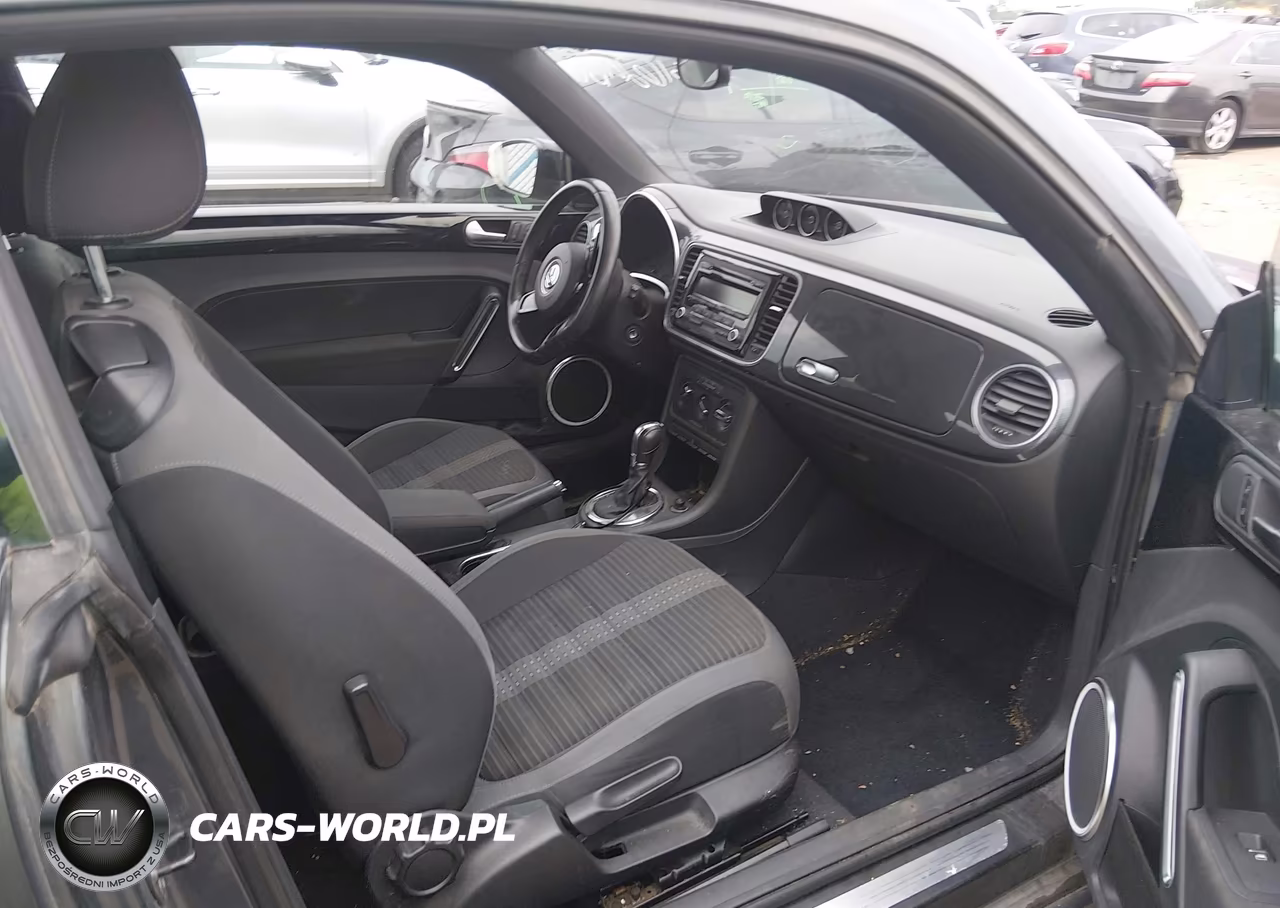 2013 Volkswagen Beetle 2.0T Turbo VIN:3VWV67AT0DM606615 - 5