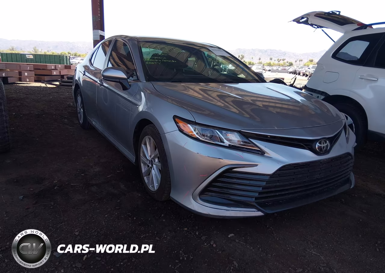 2021 Toyota Camry Le