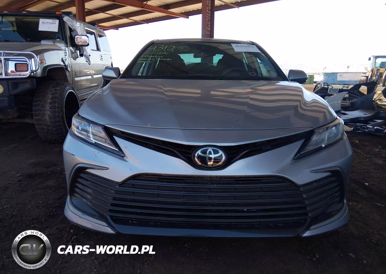 2021 Toyota Camry Le VIN:4T1C11AK4MU421973 - 12
