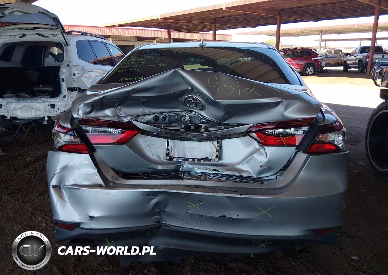2021 Toyota Camry Le VIN:4T1C11AK4MU421973 - 16