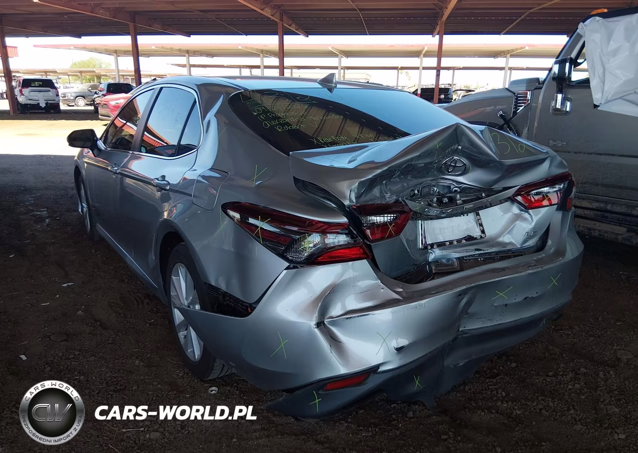 2021 Toyota Camry Le VIN:4T1C11AK4MU421973 - 3
