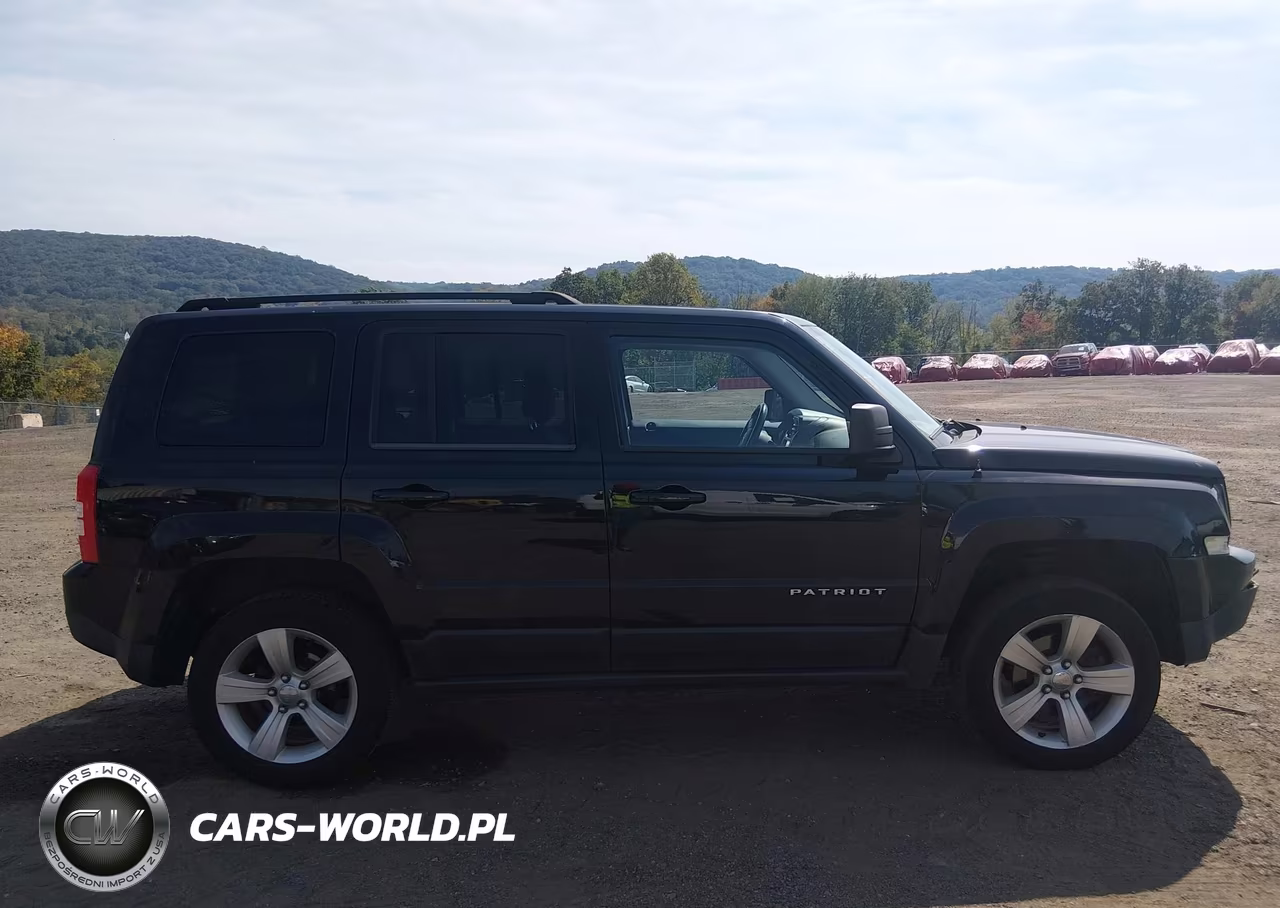 2013 Jeep Patriot Latitude VIN:1C4NJRFB7DD274763 - 13