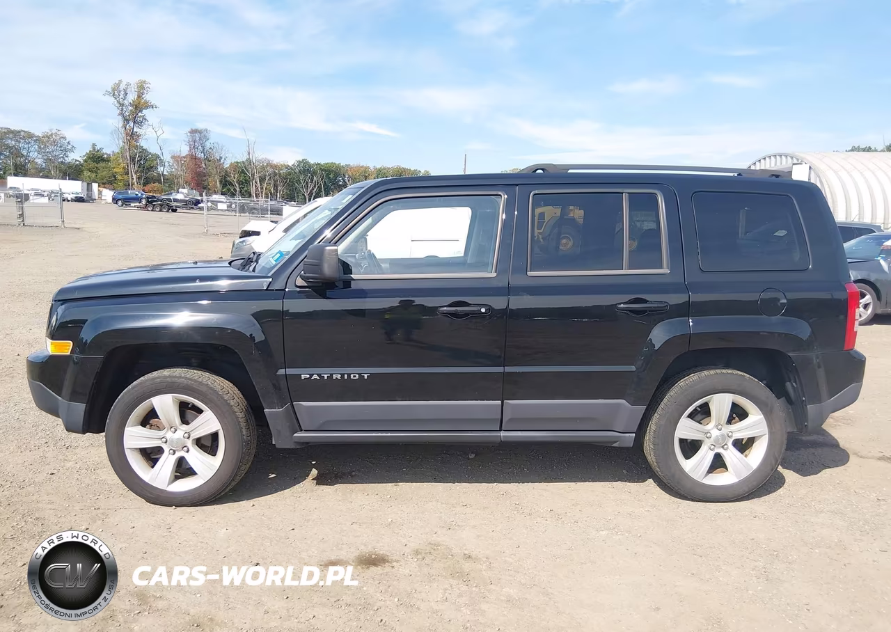 2013 Jeep Patriot Latitude VIN:1C4NJRFB7DD274763 - 14