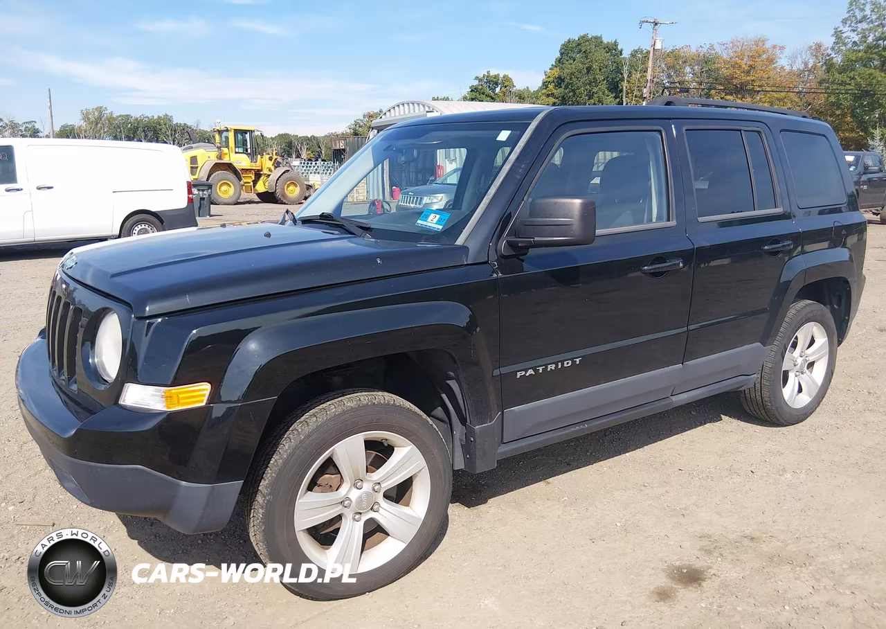 2013 Jeep Patriot Latitude VIN:1C4NJRFB7DD274763 - 2