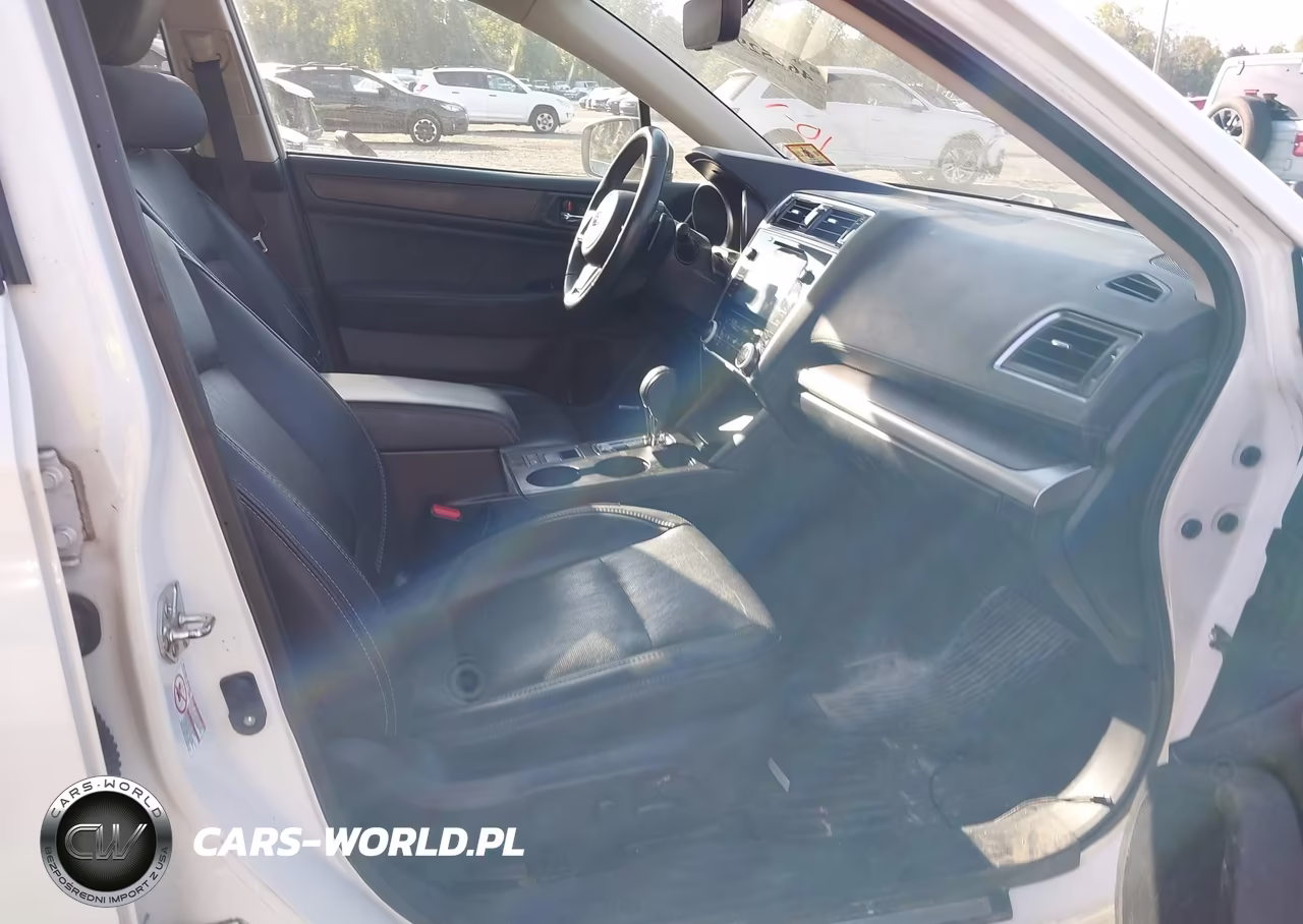 2019 Subaru Outback 3.6R Limited VIN:4S4BSEJC8K3214496 - 5
