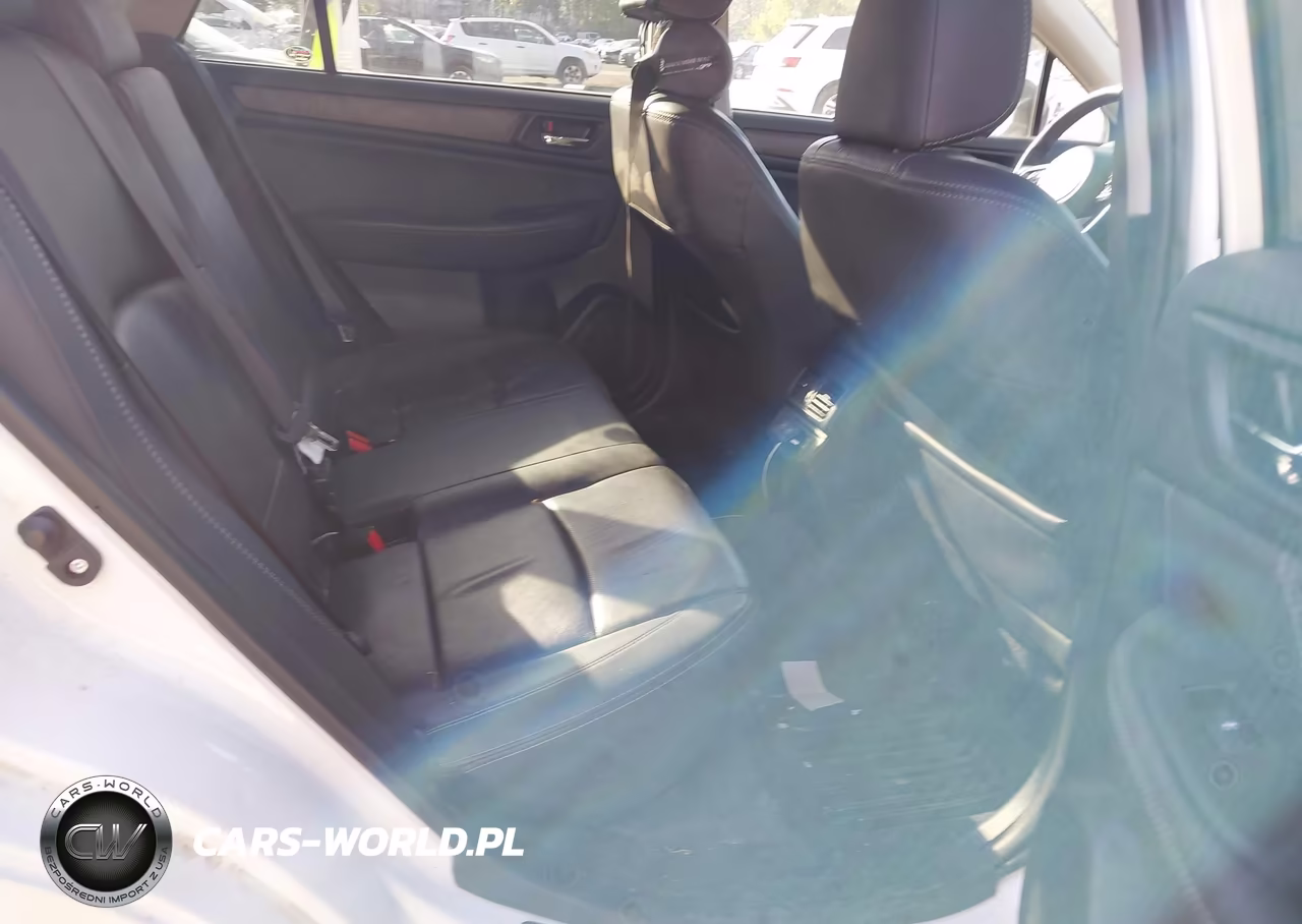 2019 Subaru Outback 3.6R Limited VIN:4S4BSEJC8K3214496 - 8