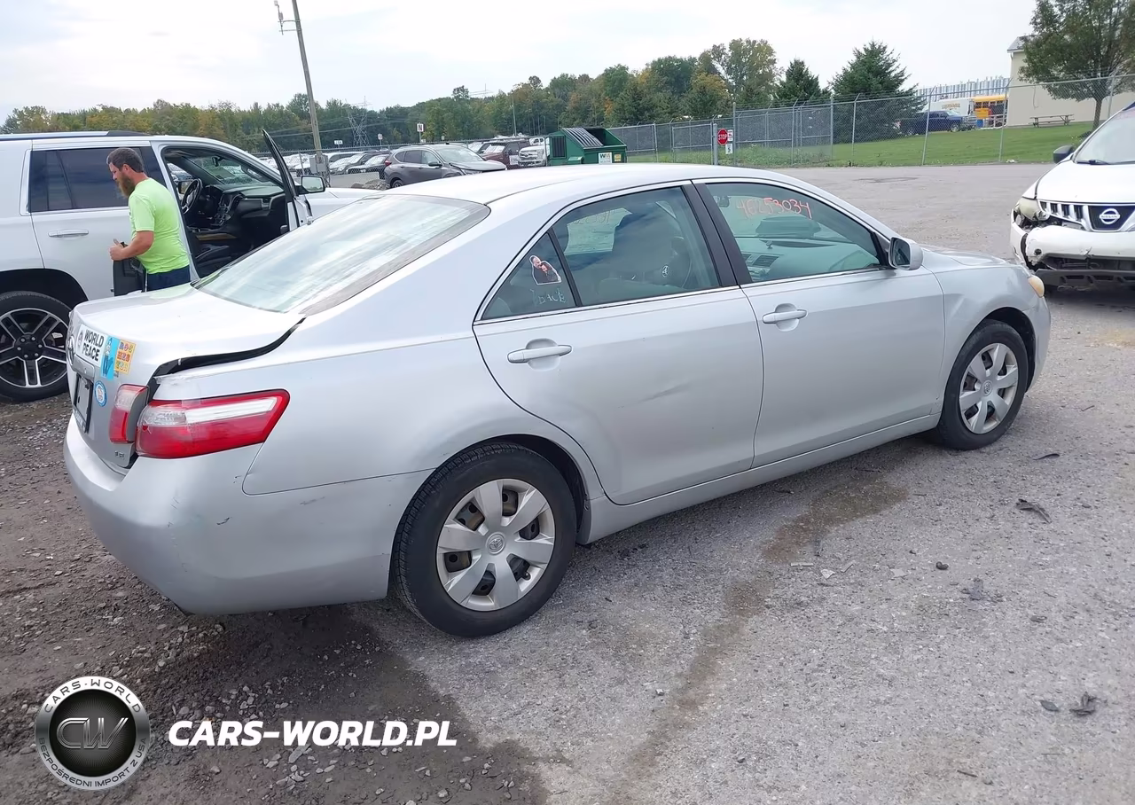 2009 Toyota Camry Se-Le-Xle VIN:4T1BE46KX9U380167 - 4