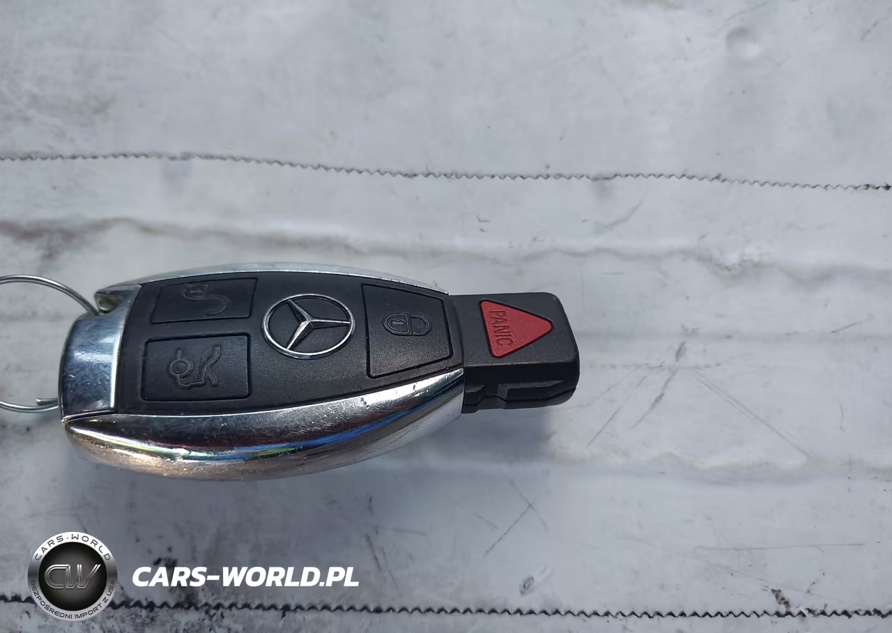 2016 Mercedes-Benz C 300 4Matic VIN:55SWF4KB3GU108024 - 11